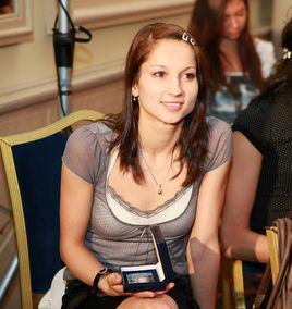 西蒙娜·佩切娃 西蒙娜·佩切娃