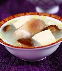 燉豆腐豬蹄香菇
