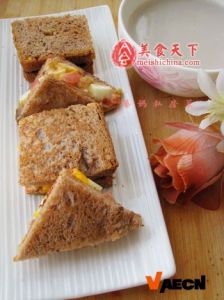 黑麥雞蛋沙拉醬吐司 黑麥雞蛋沙拉醬吐司