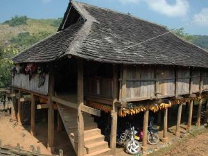 曼么懷村 曼么懷村