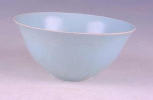 宋汝窯天青釉碗 宋汝窯天青釉碗