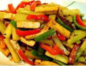 麻辣香乾炒萵筍 麻辣香乾炒萵筍