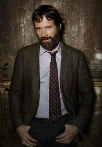 追隨[2013年起馬科斯·西恩加執導美國電視劇]