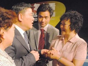 與衛生部部長“七個理論熱點面對面”