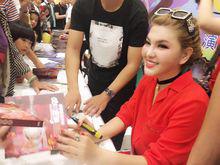 2017“花開四季”巡演簽售會火爆現場圖集