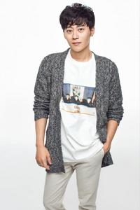 季東燃[中國內地男演員]