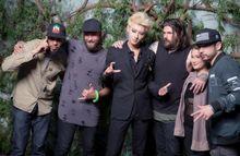 歌曲《Black White》花絮照