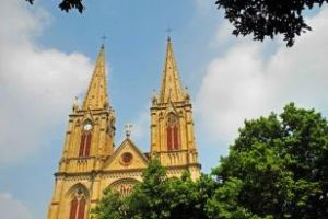 廣州石室聖心天主教堂 廣州石室聖心天主教堂