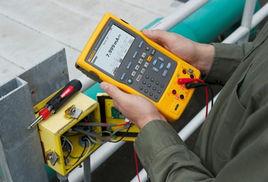 多功能校準儀 多功能校準儀