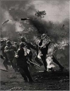 （圖）1978年3月26日，日本，東京。抗議建設成田機場