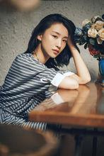 馬歌中長發寫真