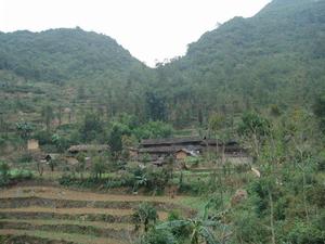 老尹地村 老尹地村