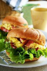 早餐麵包夾蛋 早餐麵包夾蛋