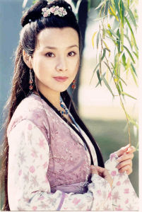 何琳最新古裝劇照-《秦香蓮》鎖定何琳