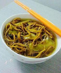 蟲草花鴿子湯 蟲草花鴿子湯