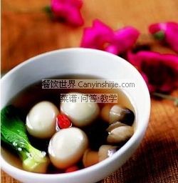 雪耳鴿蛋湯 雪耳鴿蛋湯