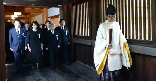 德國為二戰下跪,日本假扮可憐,結果核子彈製造者聊下狠話:你們活著算幸運 德國為二戰下跪,日本假扮可憐,結果核子彈製造者聊下狠話:你們活著算幸運