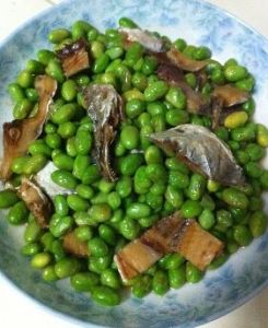 魷魚炒毛豆子 魷魚炒毛豆子