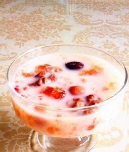 椰汁三米糖水 椰汁三米糖水