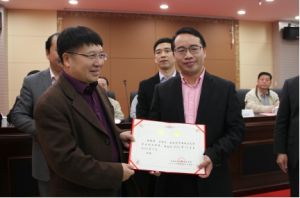 特聘為中國政法大學創業學院導師，並頒發證書