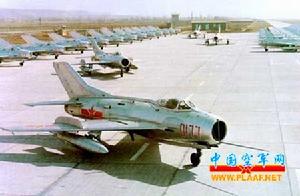 殲-6(J-6)超音速戰鬥機