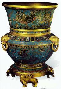 掐絲琺瑯獅紋尊 掐絲琺瑯獅紋尊