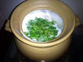 豬肝粉腸浸菠菜 豬肝粉腸浸菠菜