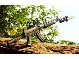 QBZ03式自動步槍[中國研製的一種小口逕自動步槍]