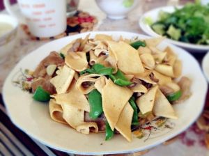 豬肝炒豆腐 豬肝炒豆腐