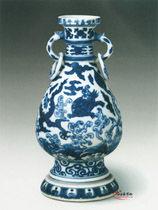 明景德鎮窯雙環耳瓶 明景德鎮窯雙環耳瓶