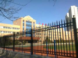 大連市一一七中學 大連市一一七中學