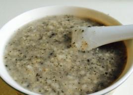 燕麥芝麻粥 燕麥芝麻粥