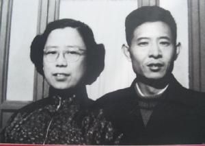胡耀邦與妻子
