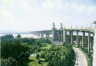 南京長江大橋南堡公園