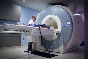 志願者參加實驗