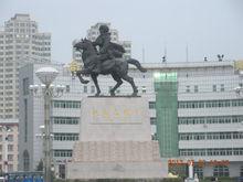 趙尚志將軍雕塑