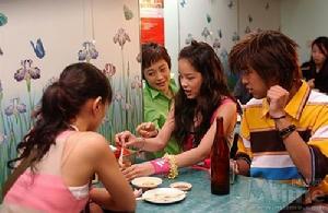 （圖）《20，30，40》