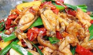 蔥爆田雞腿 蔥爆田雞腿