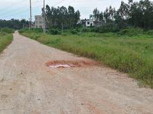 往學校的泥路（步霞、梅谷坡村-學校路段）