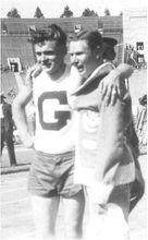 查爾斯&middot;帕多克（左）