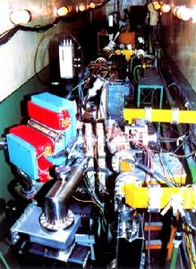 北京自由電子雷射裝置 北京自由電子雷射裝置