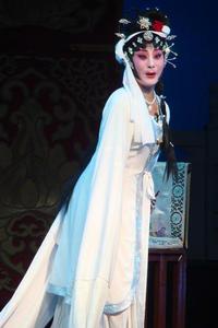 折子戲《秦雪梅弔孝》