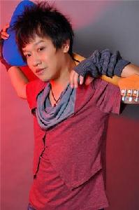 榮揚德隆 榮揚德隆