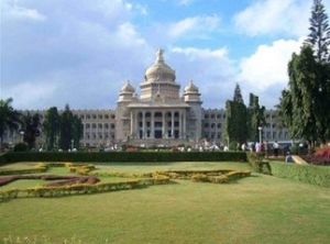 吉馬朗伊什歷史中心 吉馬朗伊什歷史中心