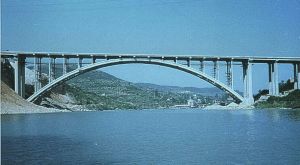 鋼管混凝土拱橋