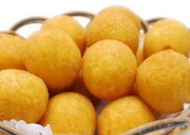 炸地瓜球 炸地瓜球