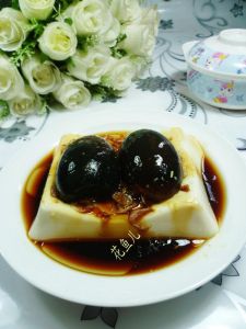 蝦皮皮蛋拌豆腐 蝦皮皮蛋拌豆腐