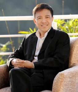 施傑[紅太陽演藝集團董事長]