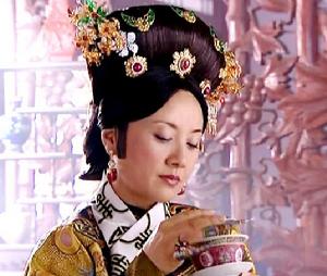 《龍非龍鳳非鳳》