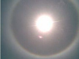 白虹貫日事件 白虹貫日事件